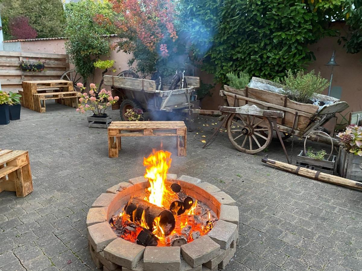 Hotel Restaurant Goldenes Ross Gollheim Zewnętrze zdjęcie